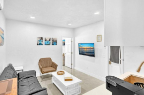Boutique One Bdrm Close To Aventura Mall & Beach